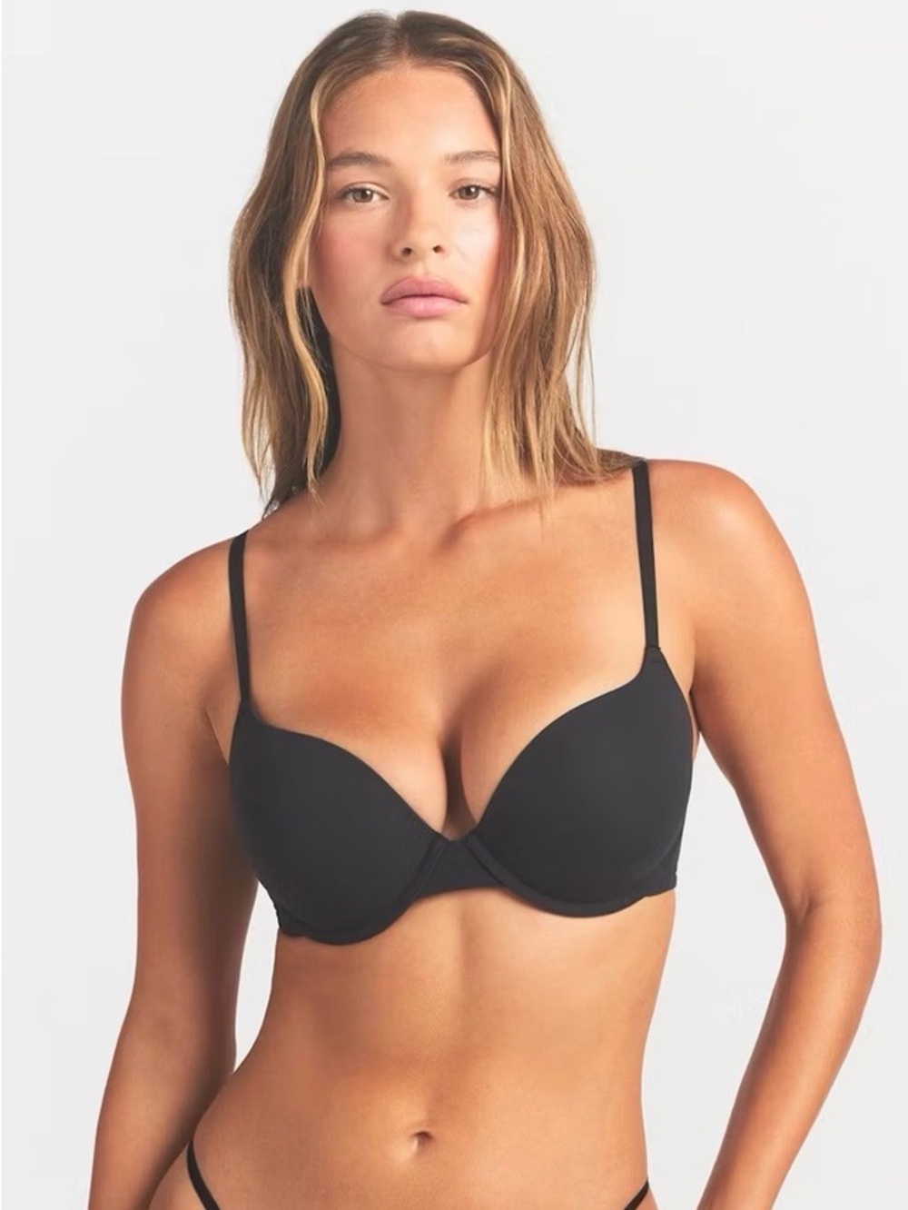 SKIMS Fits Everybody Push-Up Bra Onyx Black 32B